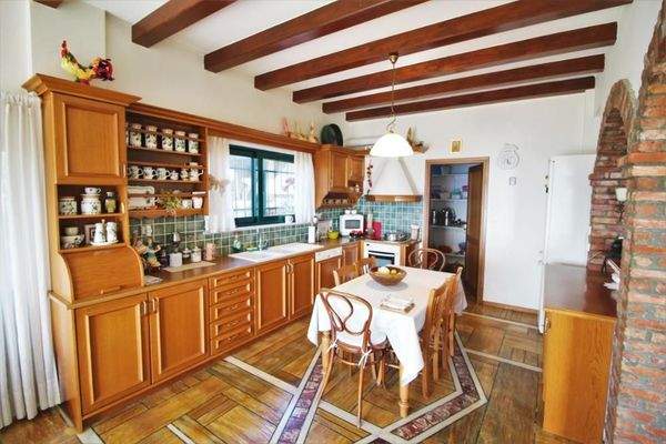 Luxuriöse Villa mit atemberaubendem Panoramablick