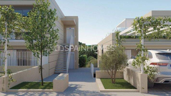 Flats in Elviria, Marbella with Rooftop Pools and Solariums