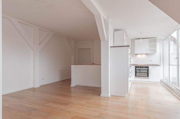 Zimmer II - Blick zur Küche