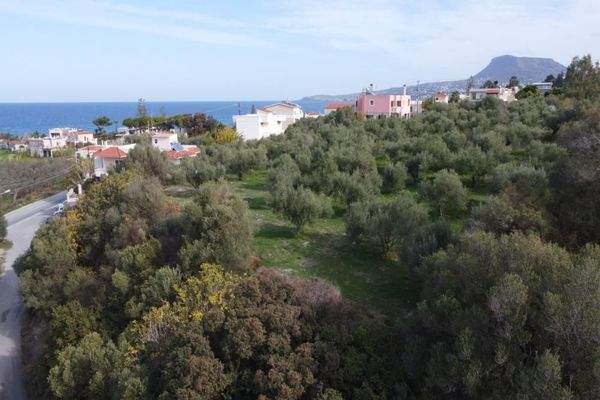 Kreta, Kalyves: Grundstück in Strandnähe mit herrlichem Meerblick zu verkaufen