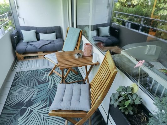 Balkon mit Waldblick