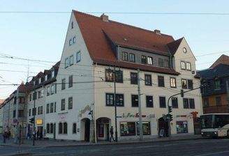 Hausansicht von der Straße