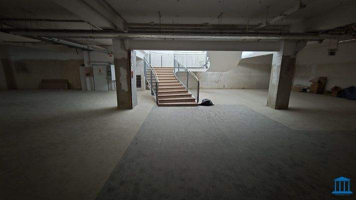 >>> Geschäftsflächen Keller >>>