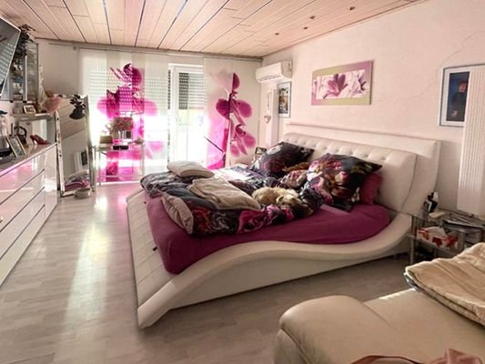 Schlafzimmer.jpg