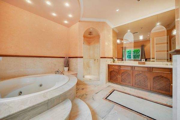 luxus-ferienvilla-son-vida-beverly-hills-027