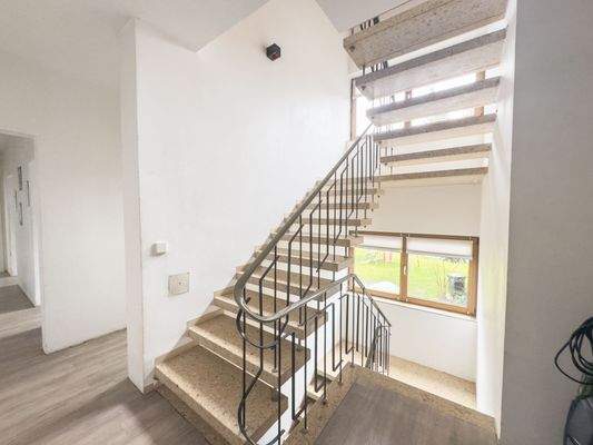 Treppen zu UG/OG