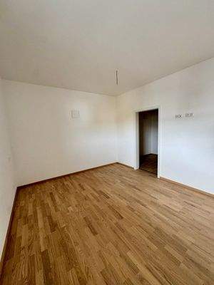 20250415_092713053_iOS