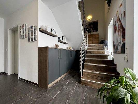 Erdgeschoss- Flur…