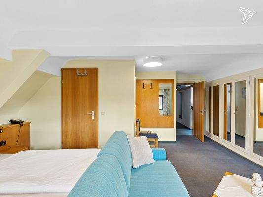 Doppelzimmer mit Couch