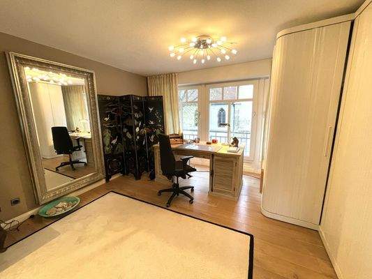 4. von 4 Räumen im Dachgeschoss