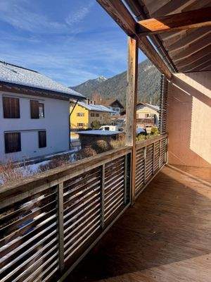Balkon mit Bergblick