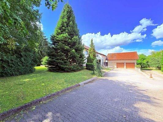 Haus Garageneinfahrt