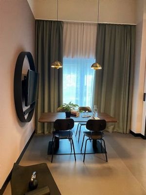 Dining Table with Terrace Door