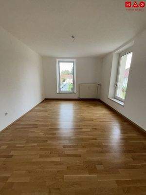 Schlafzimmer (VOR Ausbesserungsarbeiten)