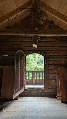 Giebeltür zum Hochschrot.jpg