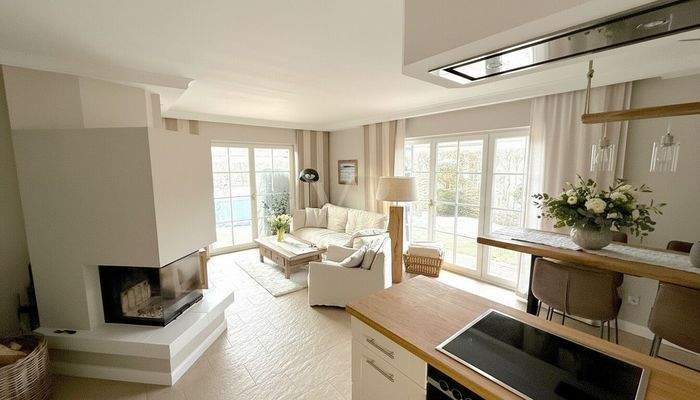 Wohnbereich mit Kamin