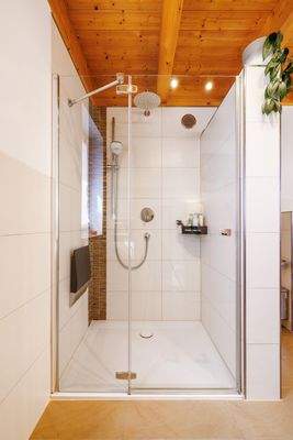 weitere Ansicht Badezimmer OG