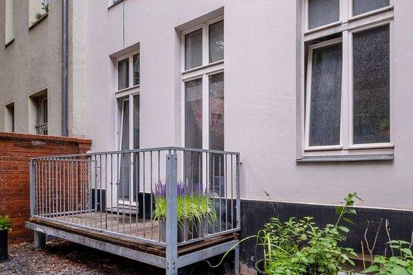 Balkon zum Innenhof nach Südwesten ausgerichtet