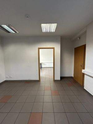 Büro 1_Übergang Büro 2.JPG