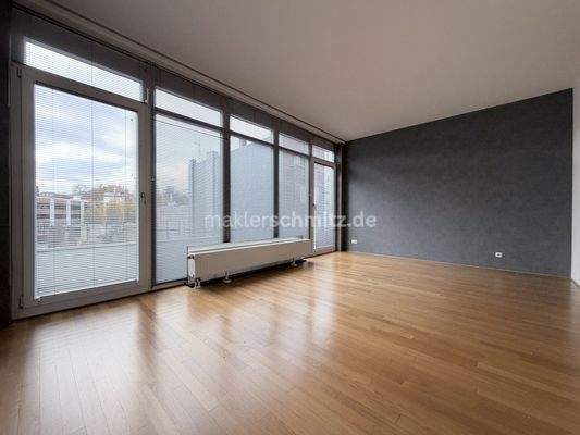 Wohnzimmer Ansicht 1 