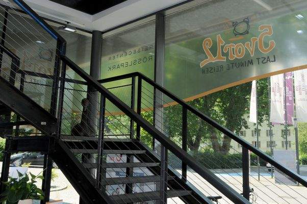 2018 Reisecenter R+Âsslepark B++ro -®wolfgangeffe