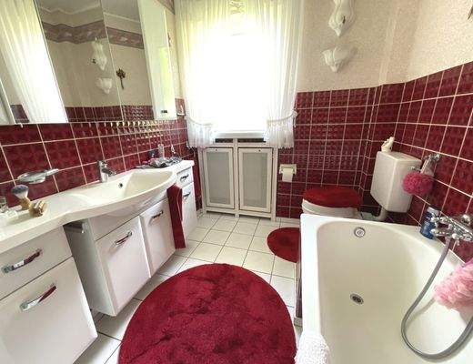 Badezimmer im Obergeschoss