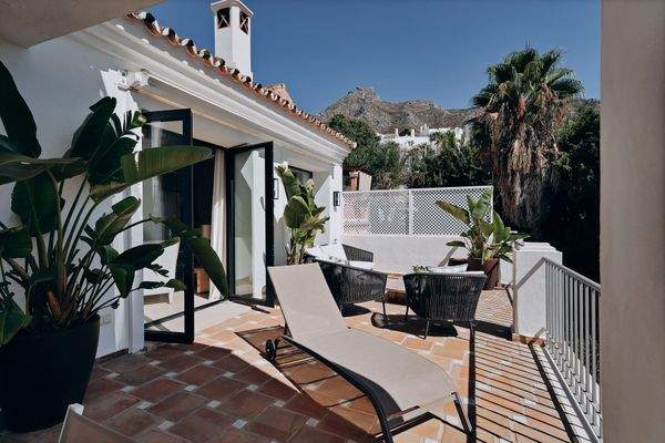 Photo: House in Marbella Golden Mile