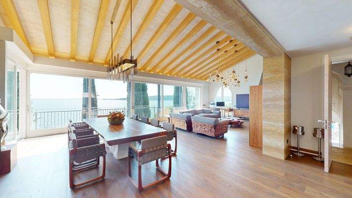 NA-072-17-Villa-di-lusso-vista-lago-a-Padenghe-del