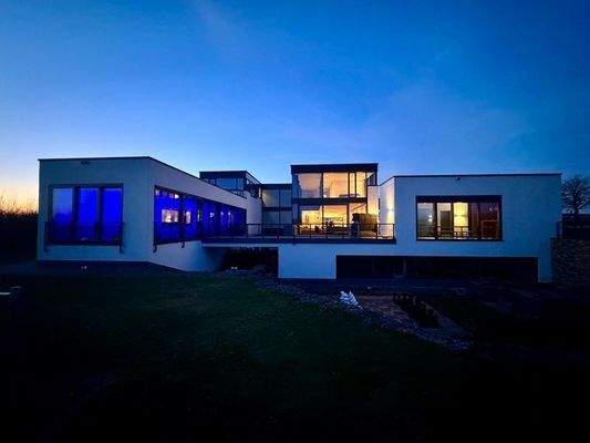 Nacht Wohnhaus V13132