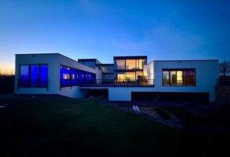 Nacht Wohnhaus V13132