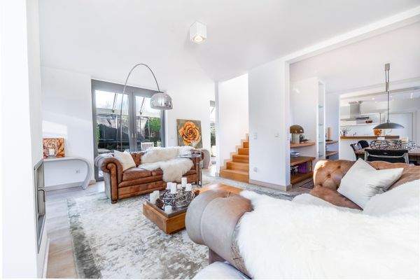 DI - Forbes Global Properties