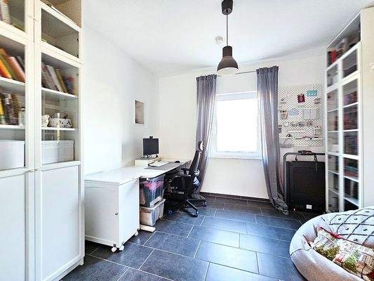 Arbeits- bzw. Gästezimmer