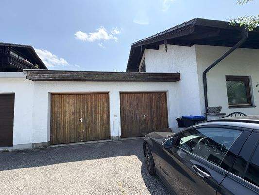 Doppelgarage für 4 Autos.jpg