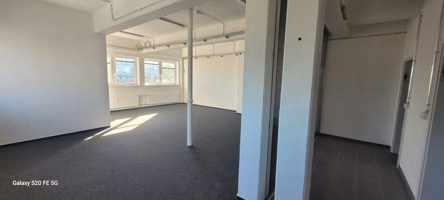 Eingangsbereich mit OpenSpace