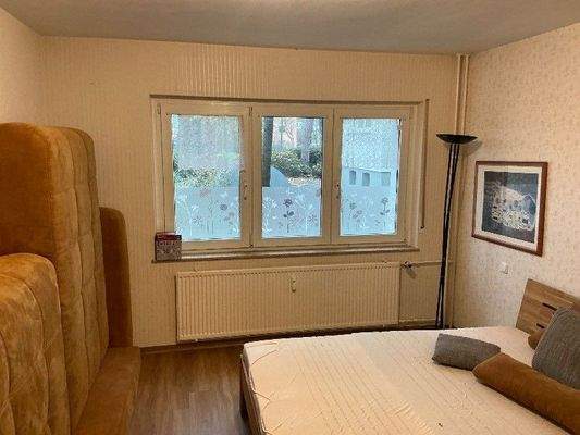 Alter Rückinger Weg 92a_Schlafzimmer möbliert