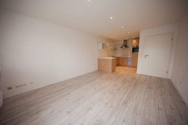 Wohnzimmer - Blick auf Küche