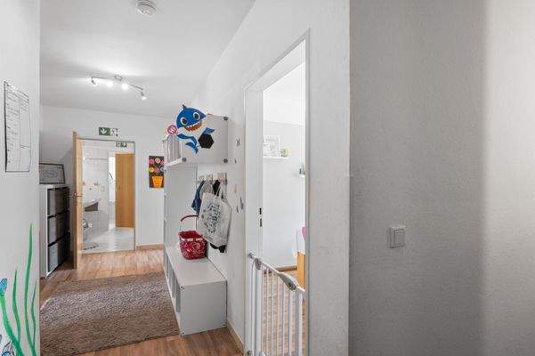 Zentraler Flur vom Eingangsbereich