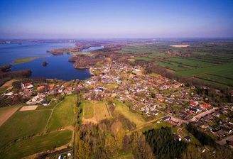 360_F_229083359_I8oUHdM4KPadxa4eEWQMDiFlkLGLznV8.j