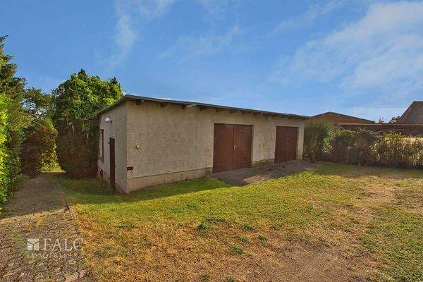 Nebengebäude / Garage