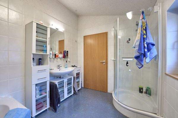 Badezimmer Ansicht II