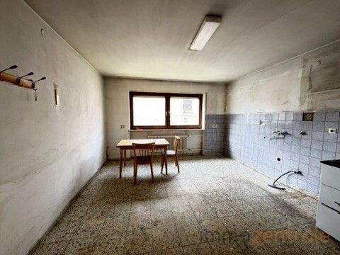 F0A5569E-C981-4D12-9D7F-553E13710F26_4_5005_c