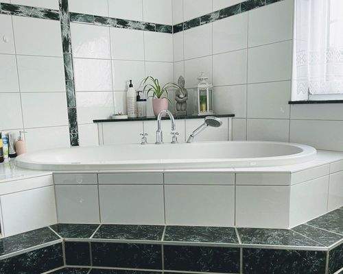 Betreiberwohnung Bad