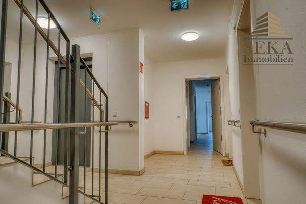 Treppenhaus Zugang Wohnung