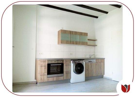 Erdgeschoss: Küche mit Einbauküche