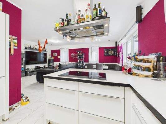 Wohn- und Essbereich 5