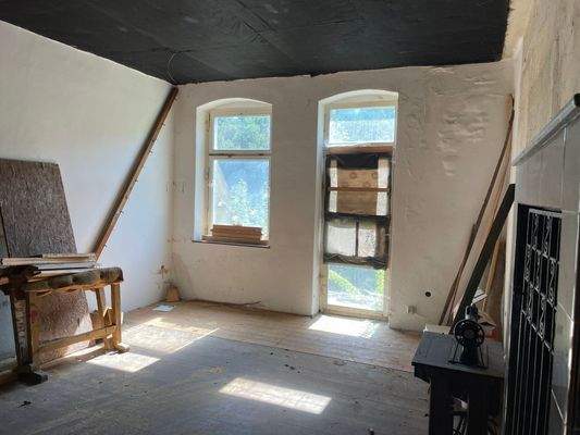 Wohnzimmer 2 mit Balkon EG 