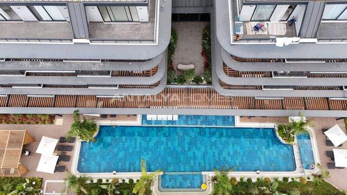 Properties within Walking Distance of Beach in Alanya