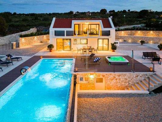 Exklusive Villa in ruhiger Lage auf Brac