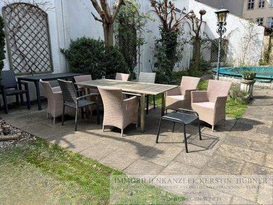 Garten mit Terrasse/ Freisitz