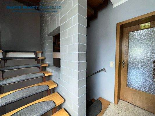 Treppenaufgang ins DG